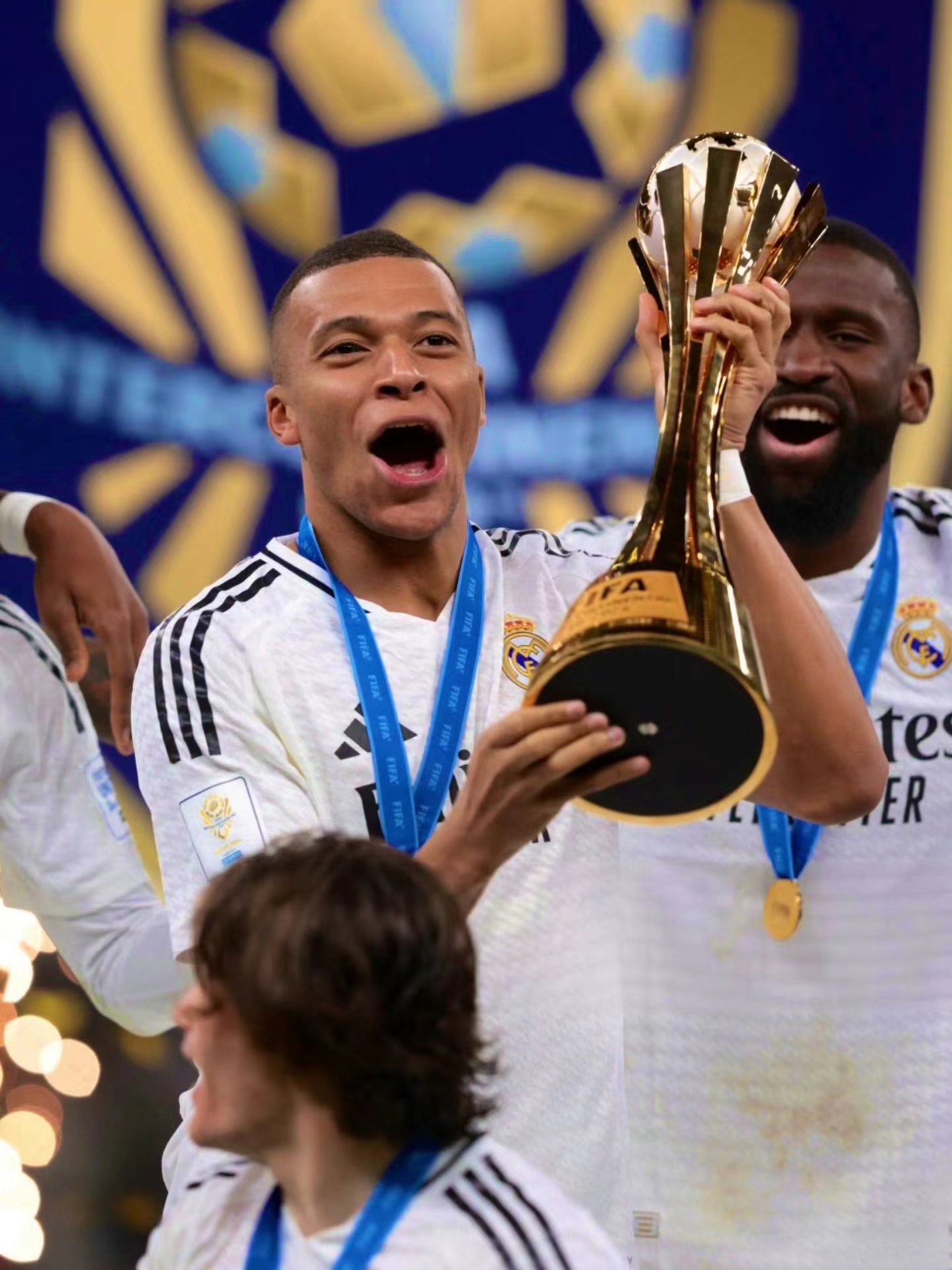 彩纷呈的视 彩纷呈的视