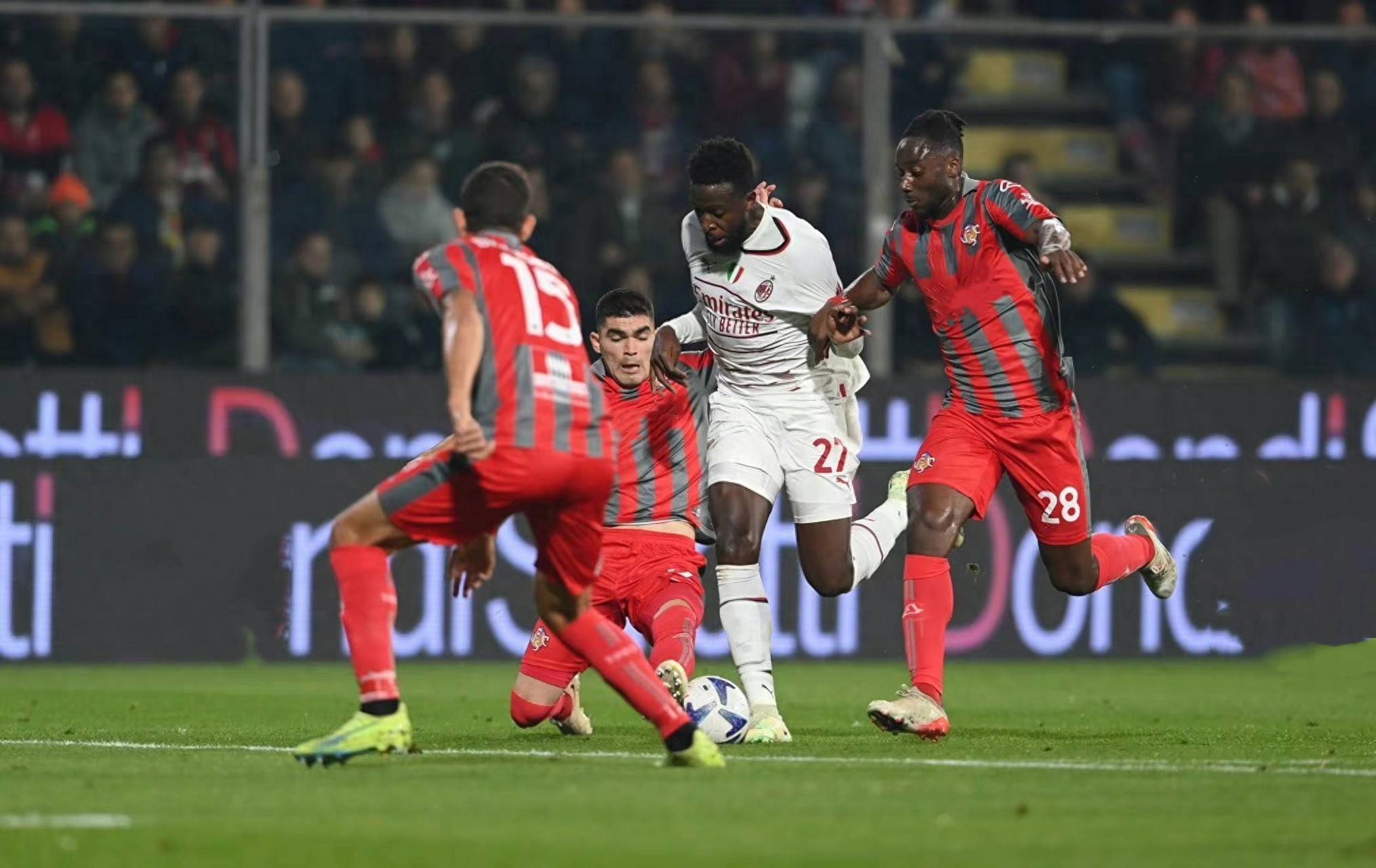 扑克提供一 扑克提供一